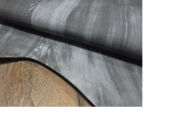 国産ブライドルレザー（姫路産）